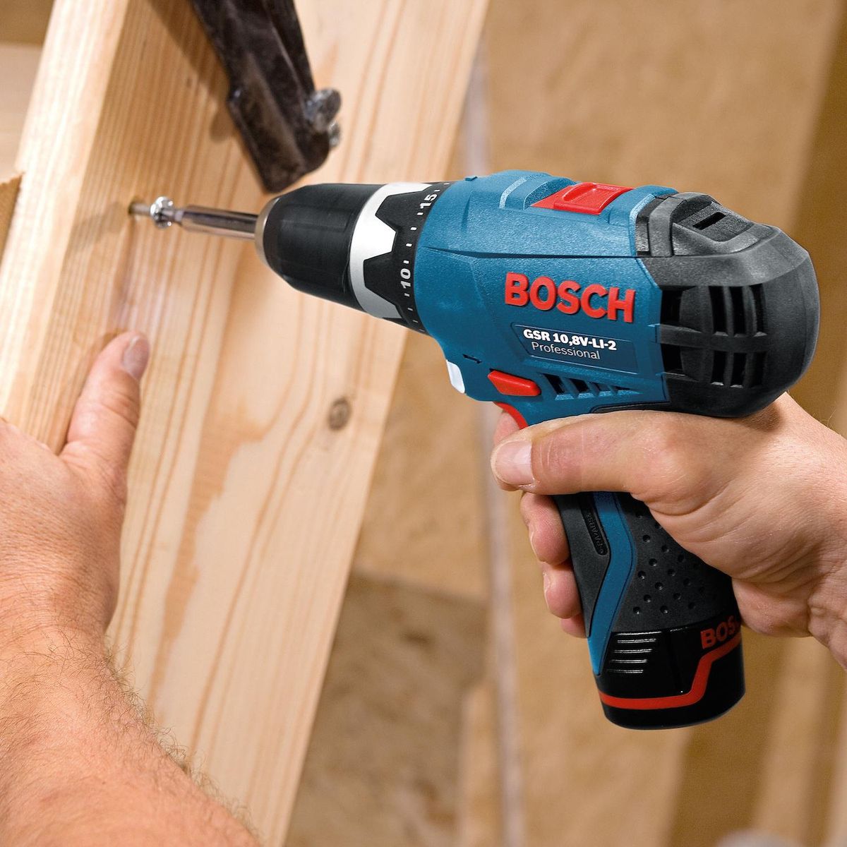 BOSCH - Maletín X-Line con 34 piezas para taladrar y atornillar