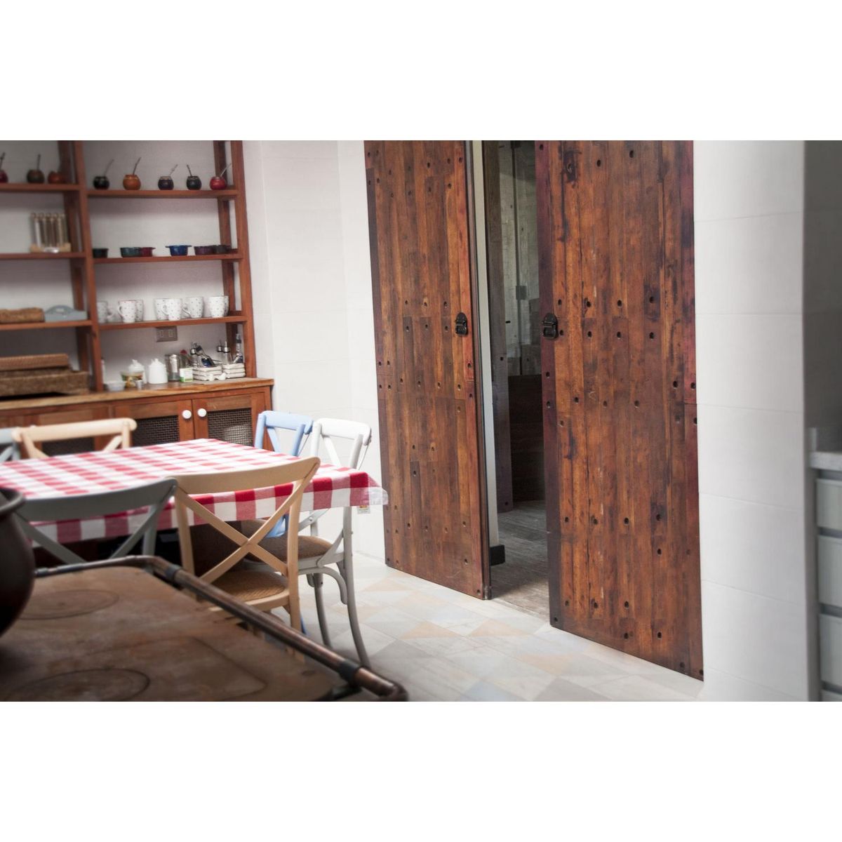 IGNISTERRA - Puerta Exterior Madera de lenga Duelas Burdeos Natural