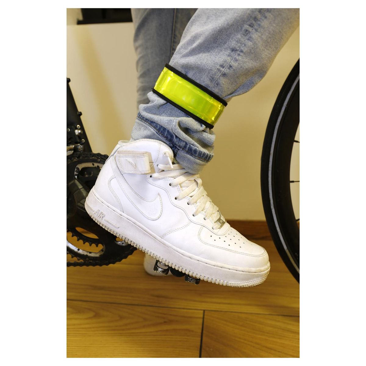 KIKKERLAND - Banda reflectante con luz led