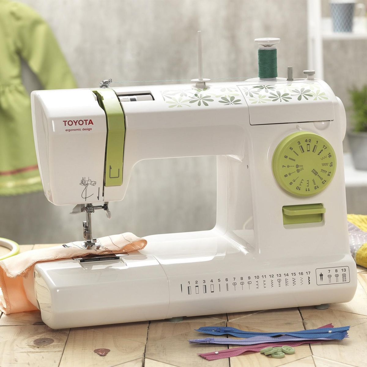 TOYOTA - Máquina de coser eléctrica eco 17