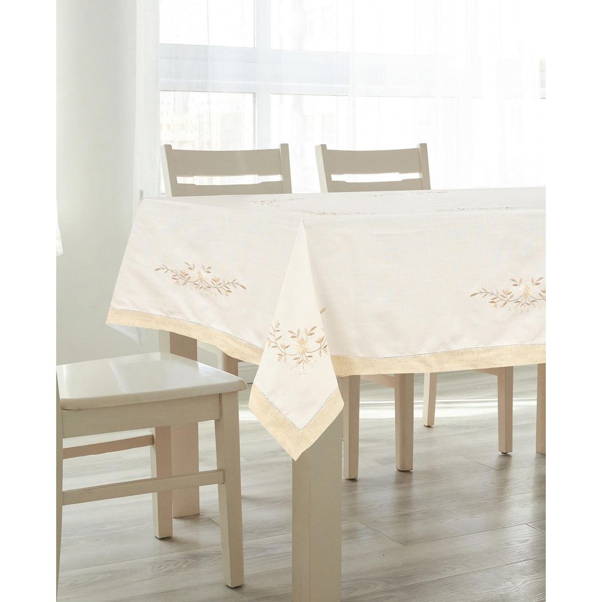 MASHINI - Mantel bordado 90x90 cm blanco beige