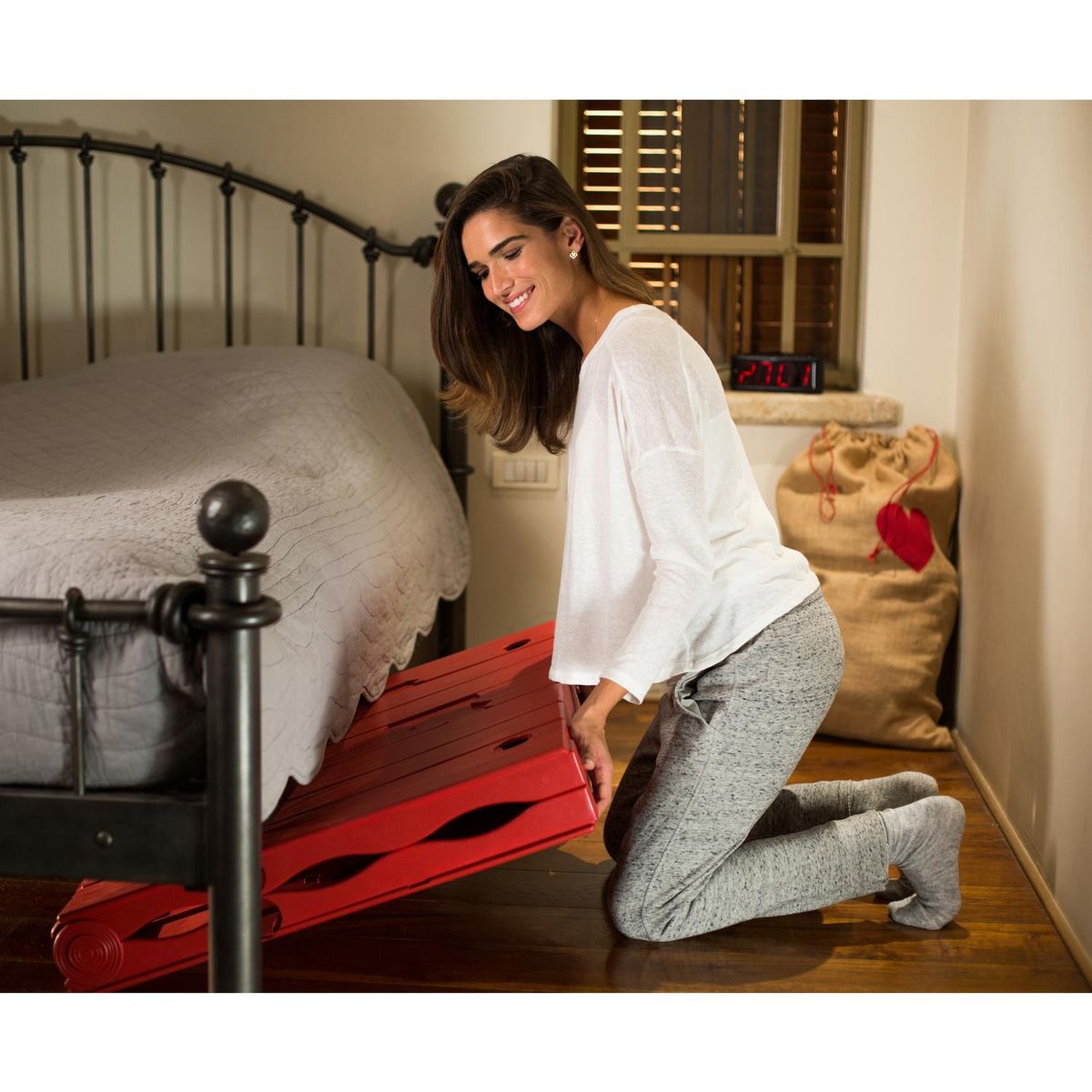 KETER - Casa Plegable de Juego Infantil 89.7x110.6x101.8 cm Rojo, azul, beige Desde 3 años