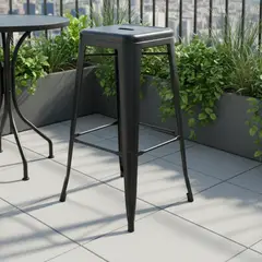 DE PIES A CABEZA - Piso Tolix Negro 94x43x30 cm