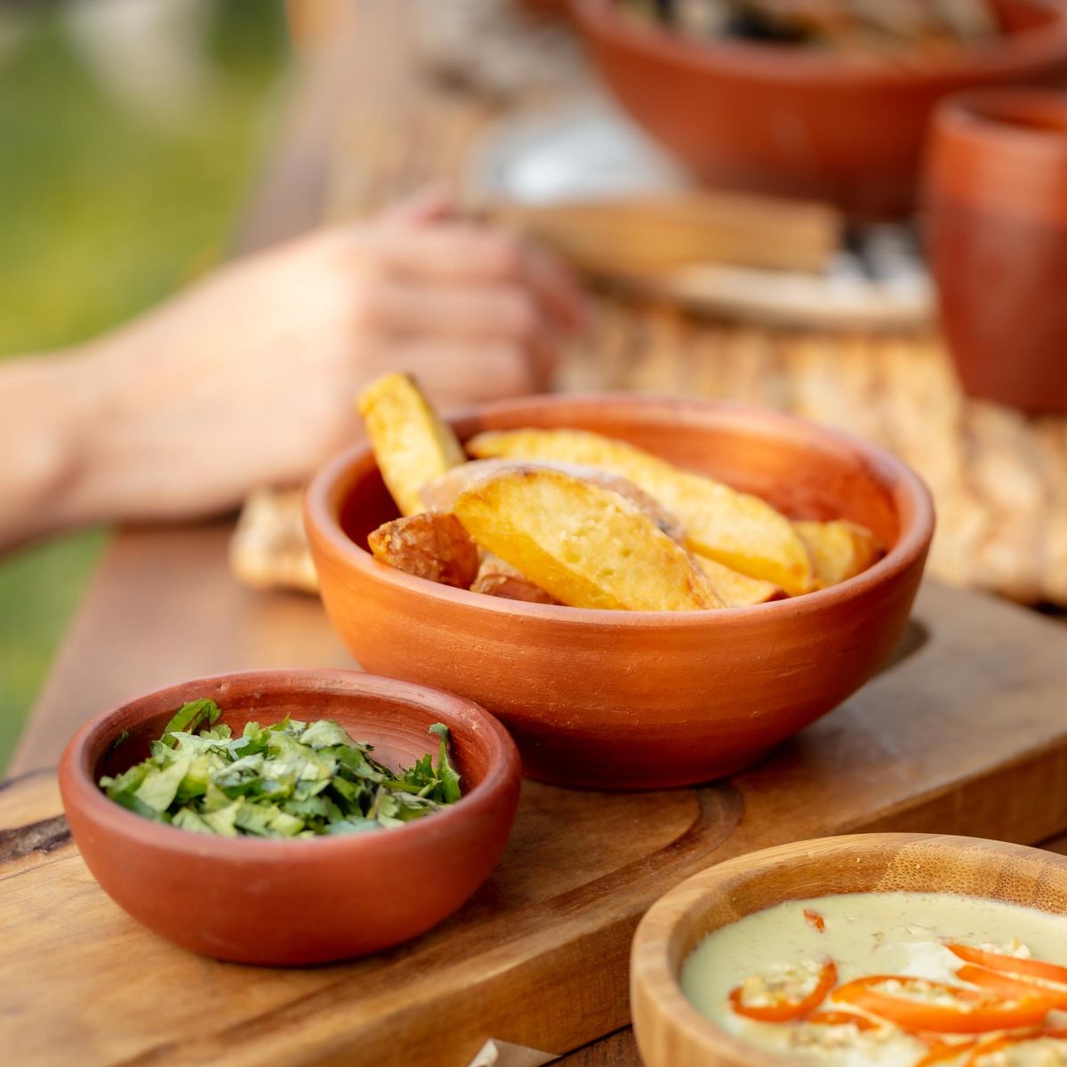 JENNY HOME - Pastelero 17 cm Greda