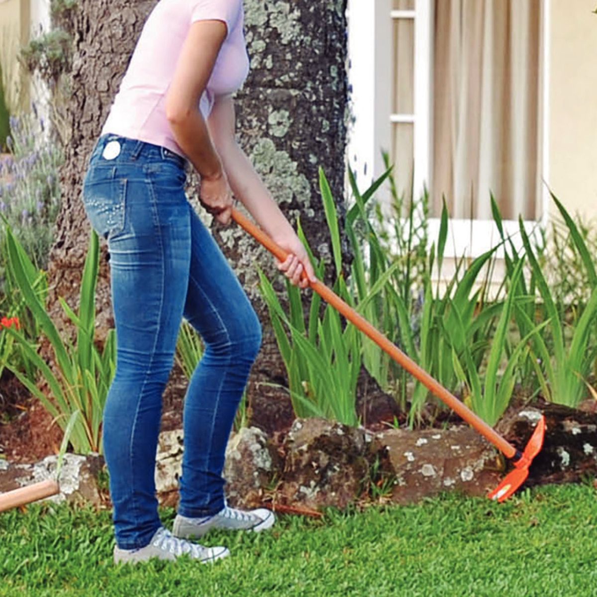 TRAMONTINA - Azadilla corazón 110 cm de acero verde