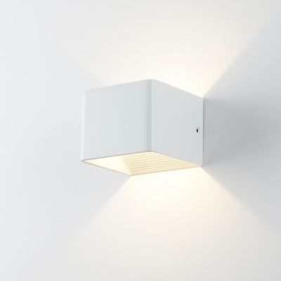 Imagen 2 del producto Apliqué Led Acero Blanco