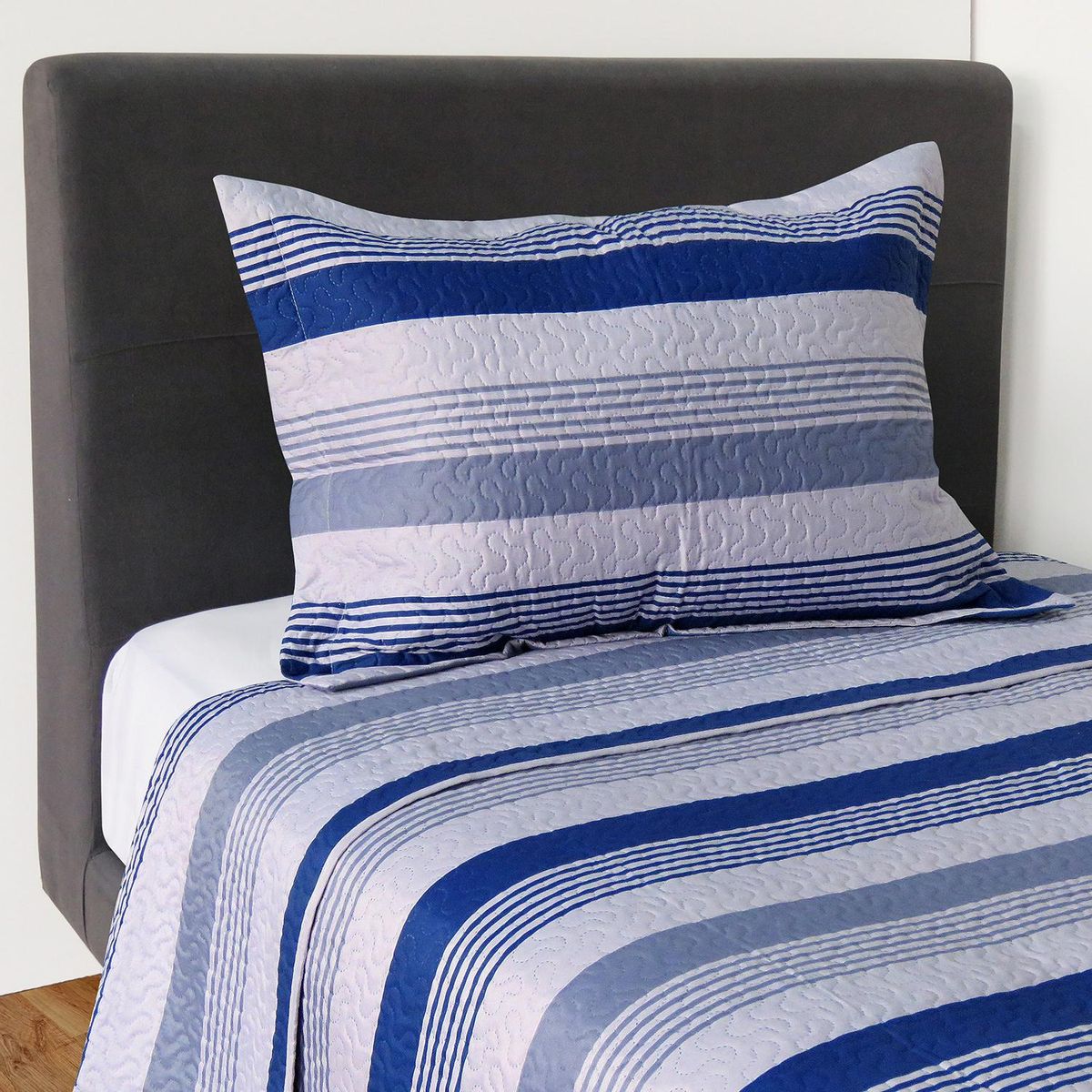 ILLUSIONS - Cubrecama Quilt 2 plazas Azul 