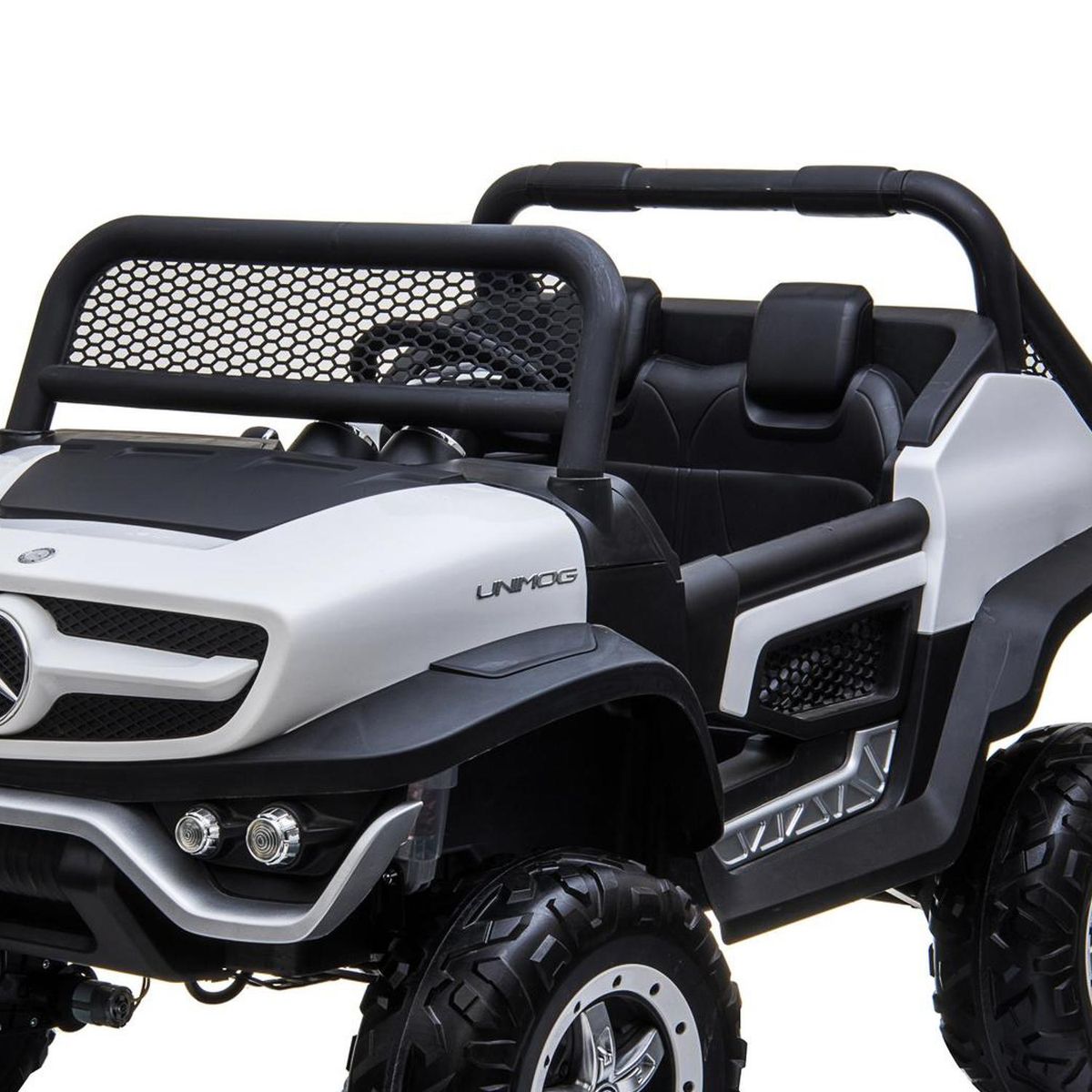 KIDSCOOL - Buggy Unimog blanco bateria 12V licencia Mercedes Benz