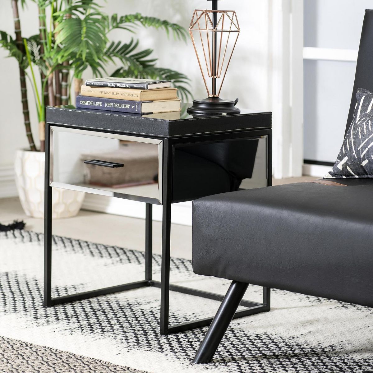 Mesa lateral 1 cajón, marca JUST HOME COLLECTION - Foto Principal
