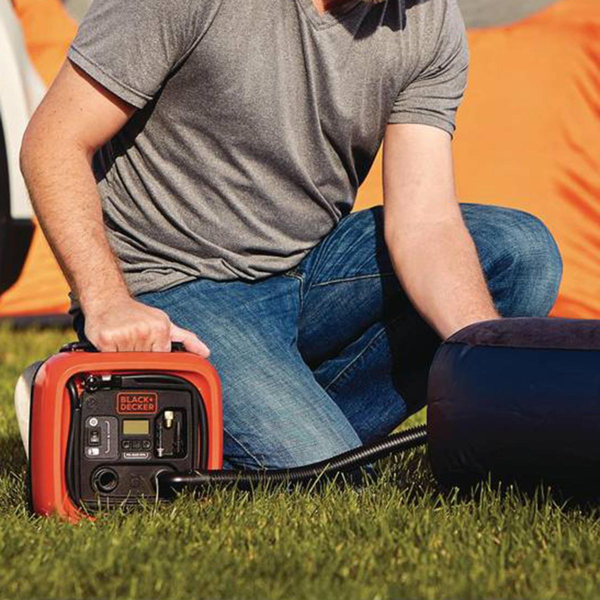 BLACK+DECKER - Compresor de Aire Digital Black+decker 12v 160 Psi para Auto Naranjo