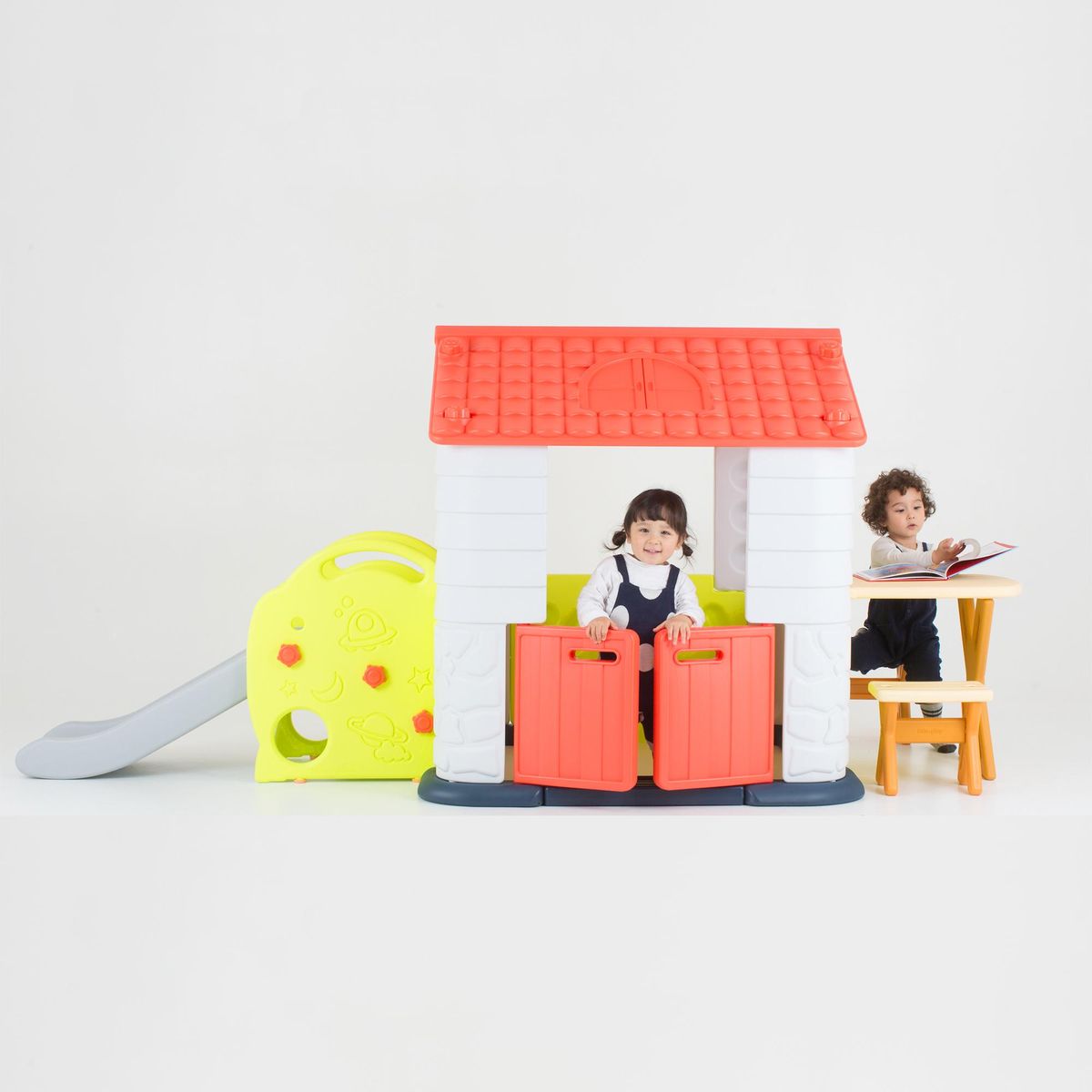 EDU PLAY - Casa de Juego Resbalín + Mesa 114x121x224 cm Multicolor