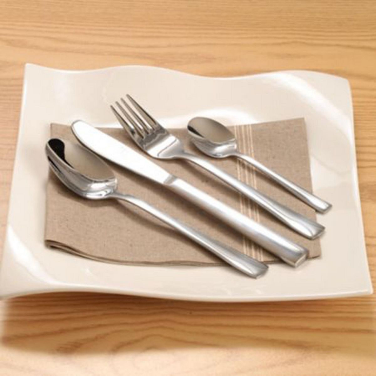 JUST HOME COLLECTION - Cubiertos Acero Plateado