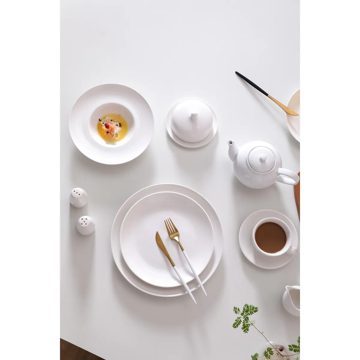 JUST HOME COLLECTION - Plato 25 cm blanco redondo