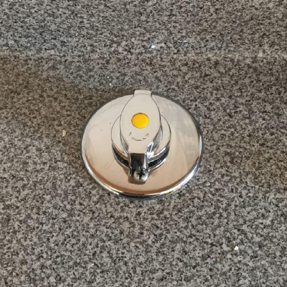 STRETTO - Válvula encimera bronce