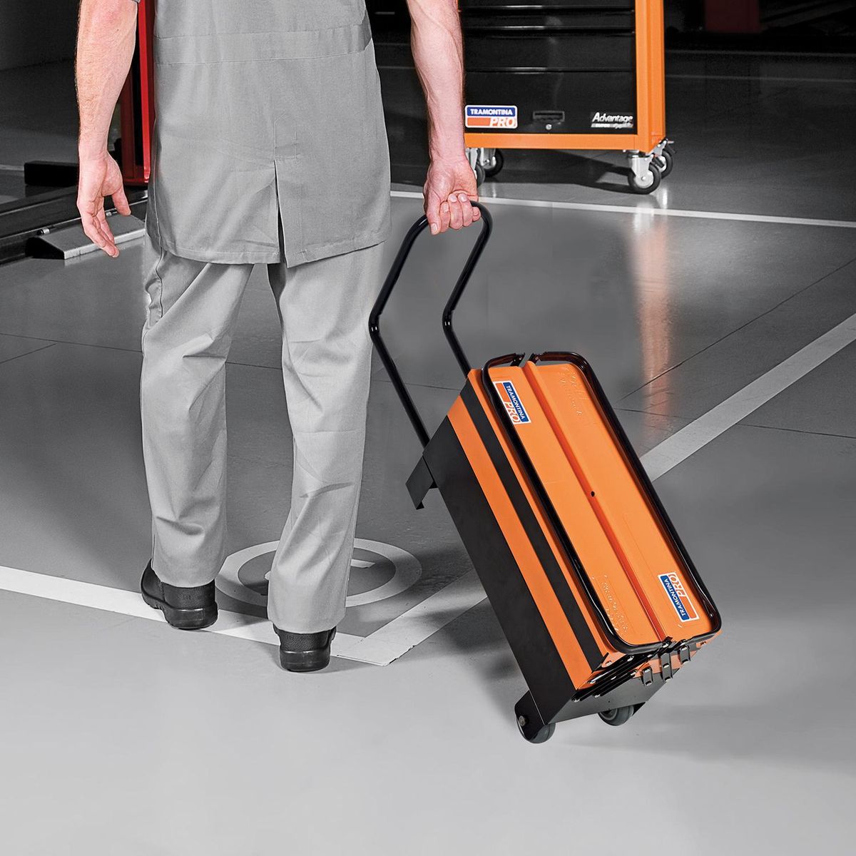 TRAMONTINA - Caja porta herramientas 40x56x21 cm 40 litros