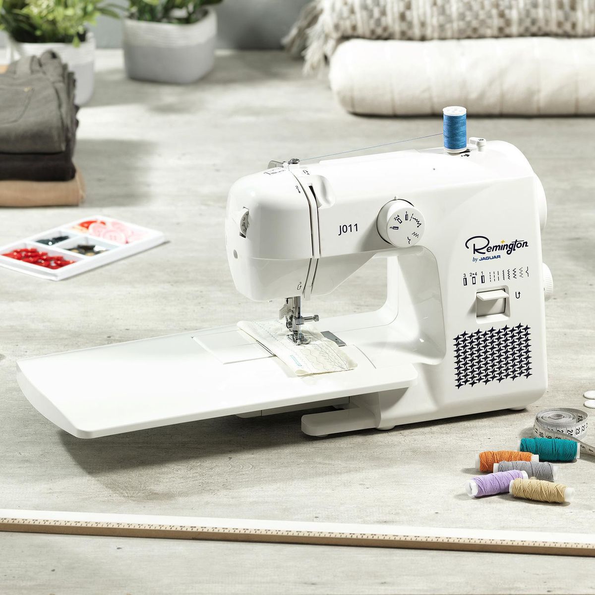 Máquina de coser eléctrica, marca REMINGTON - Foto 2