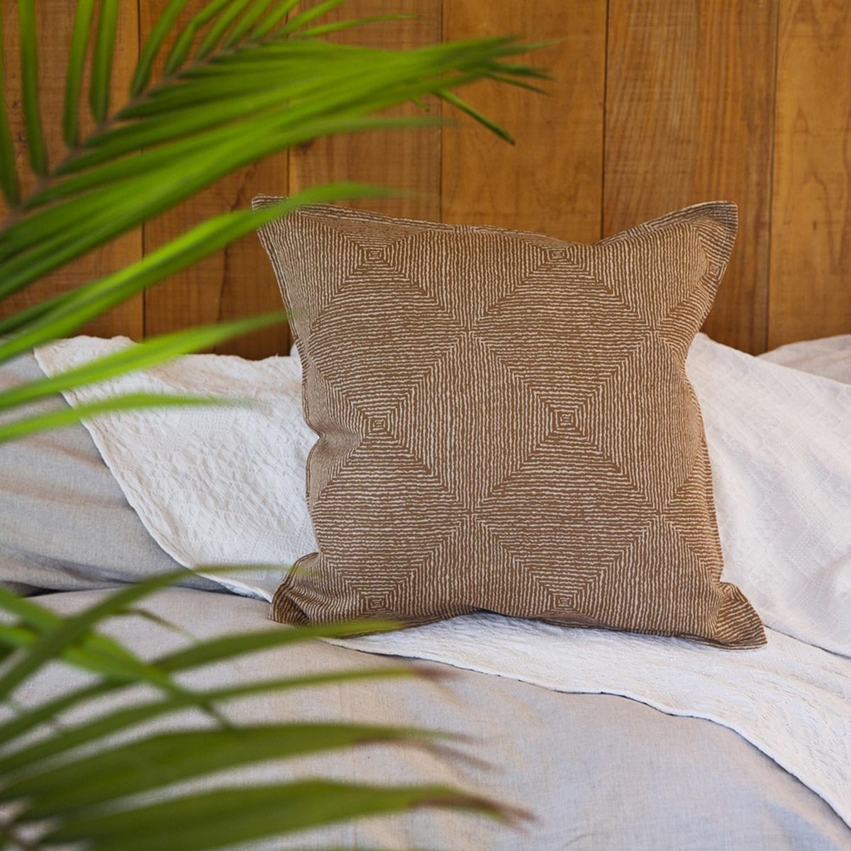KELIM - Cojín café 50x50 cm