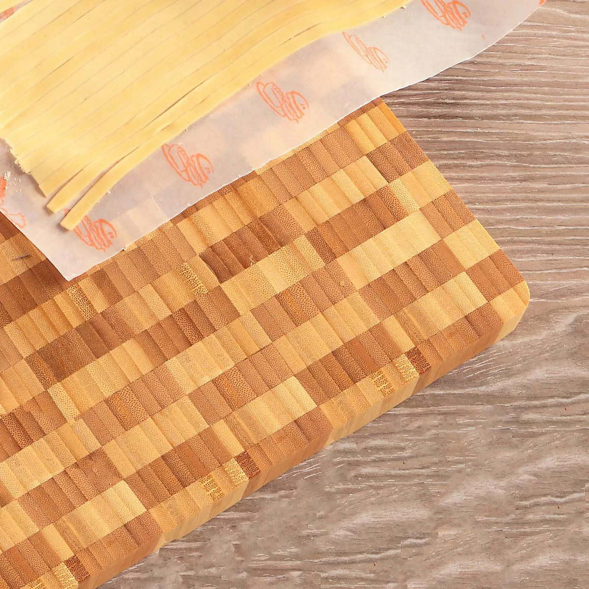 JUST HOME COLLECTION - Tabla Para Picar Bambú 38x26 cm