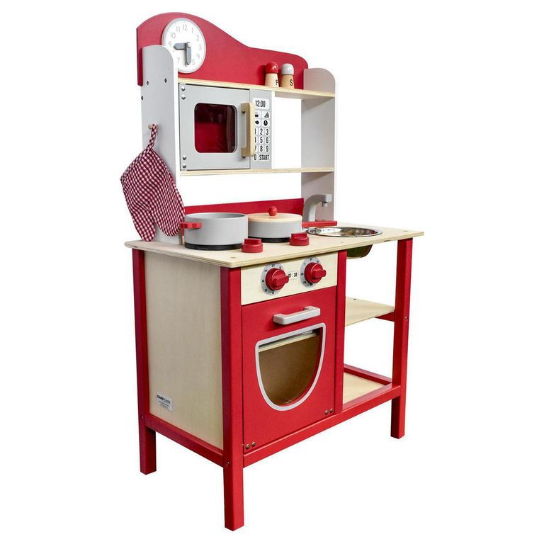 Cocina madera con accesorios rojo