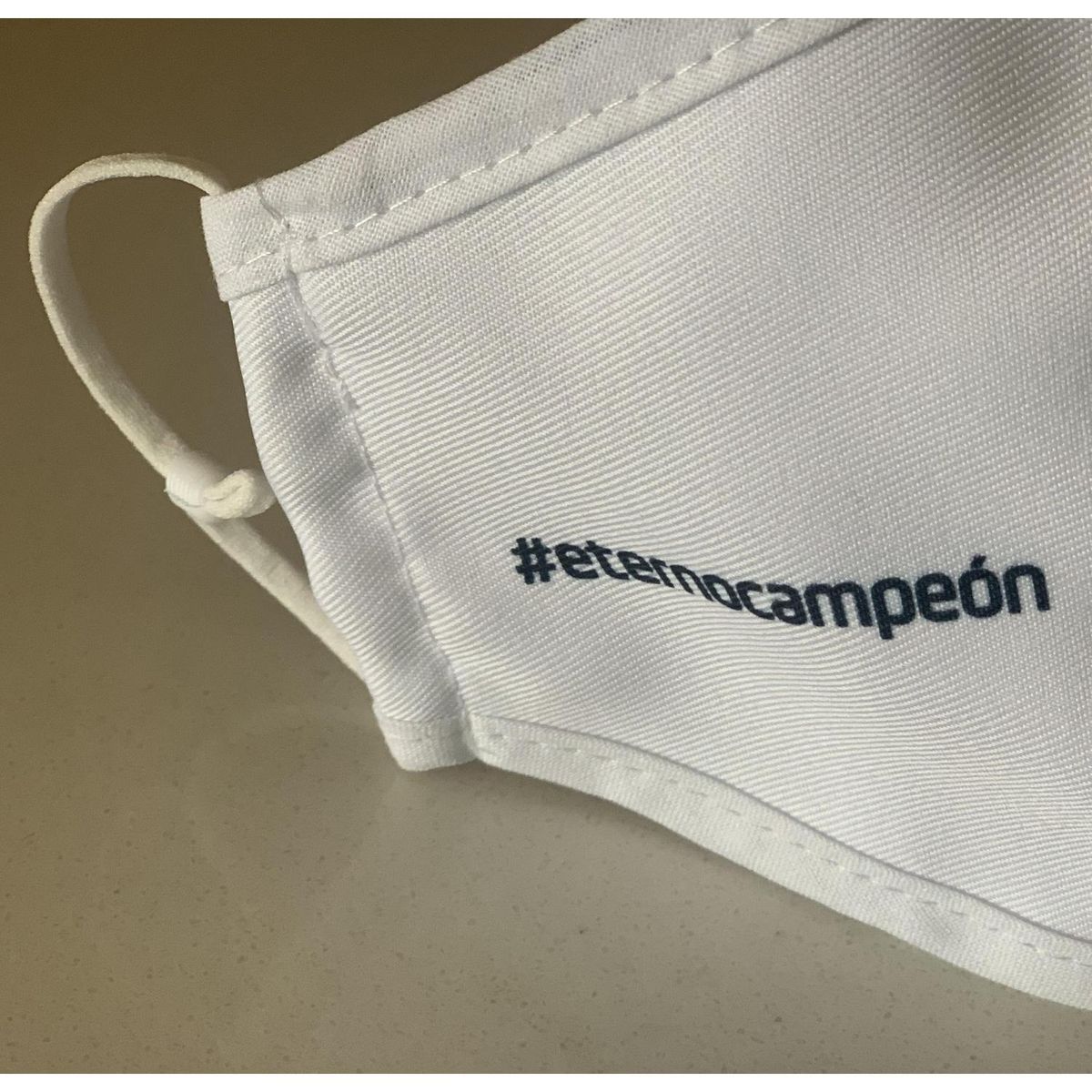 COLO COLO - Mascarilla reutilizable Colo-Colo con filtro intercambiable M2