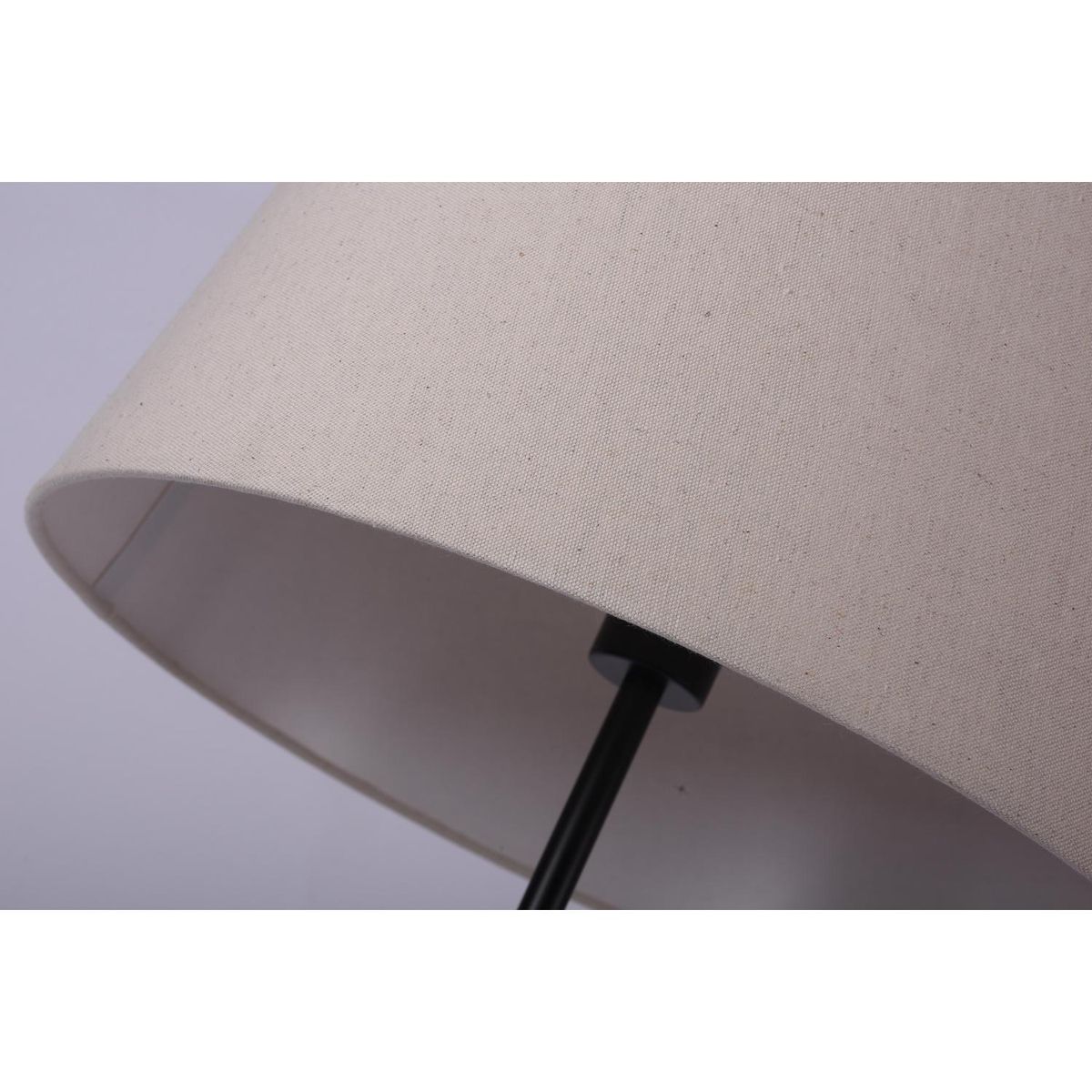 DISEÑO 3 - Lámpara de Pie Mini Trípode Negro 45x160 cm