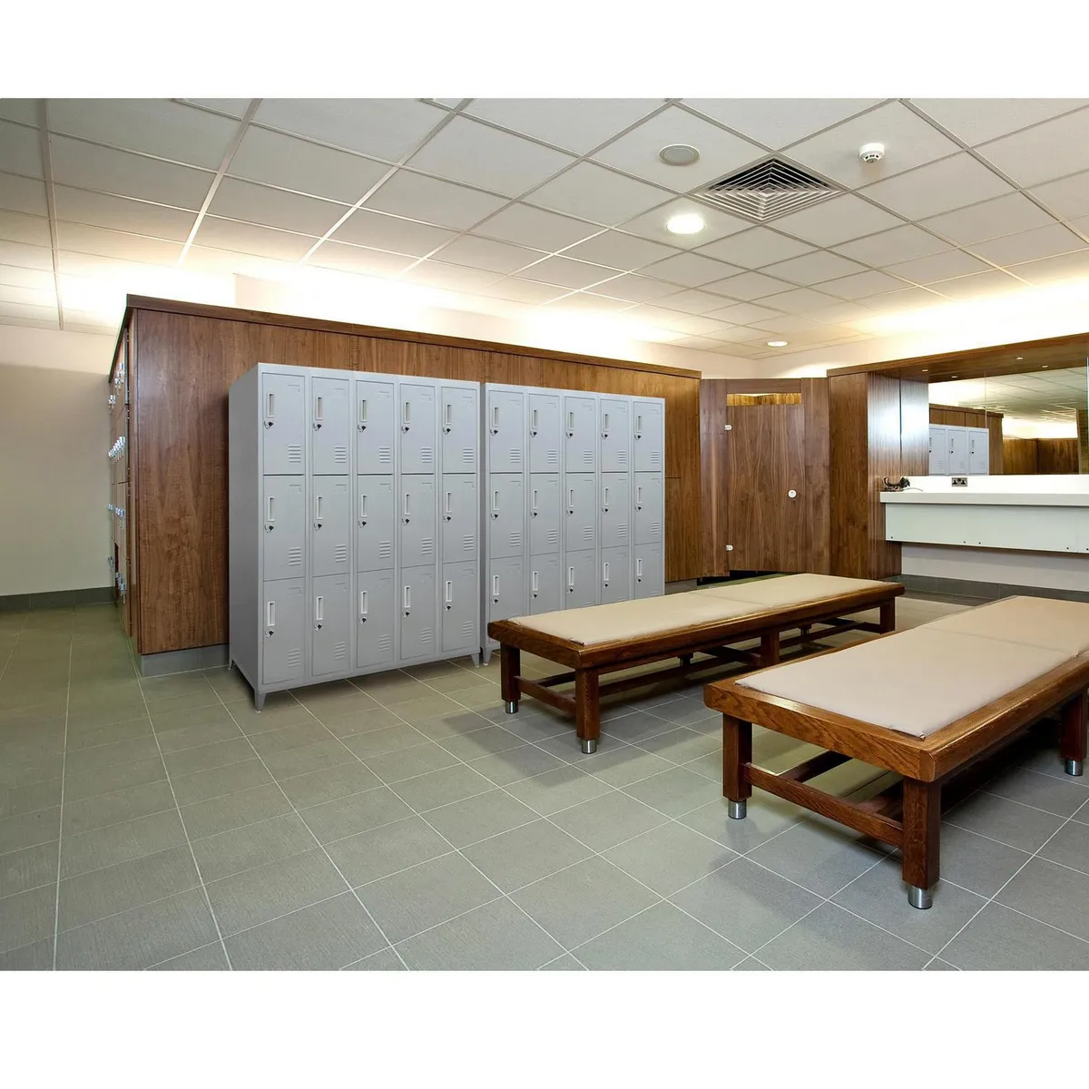 MALETEK - Locker 15 Puerta(s) 0 Cajón(es) 15 Repisa(s) 137x166x45 cm Gris