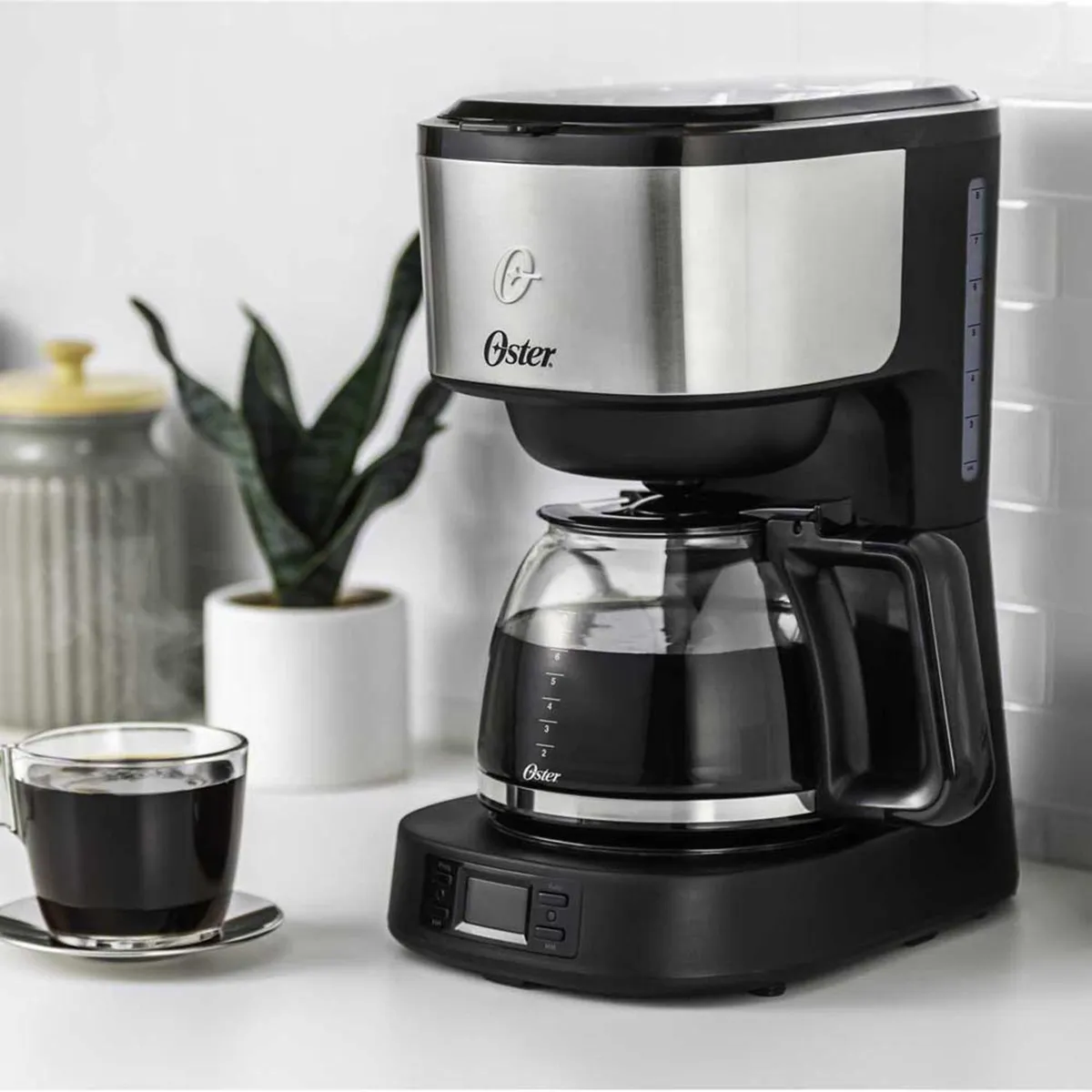 OSTER - Cafetera Eléctrica 1 l 800 W Negro/ Plateado