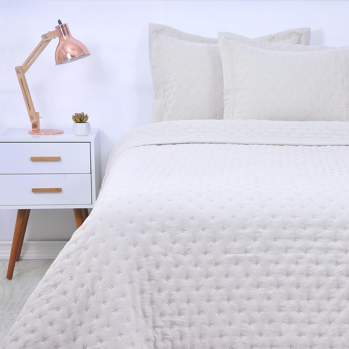 SOHOME - Cubrecama Quilt King Liso Crudo Crudo