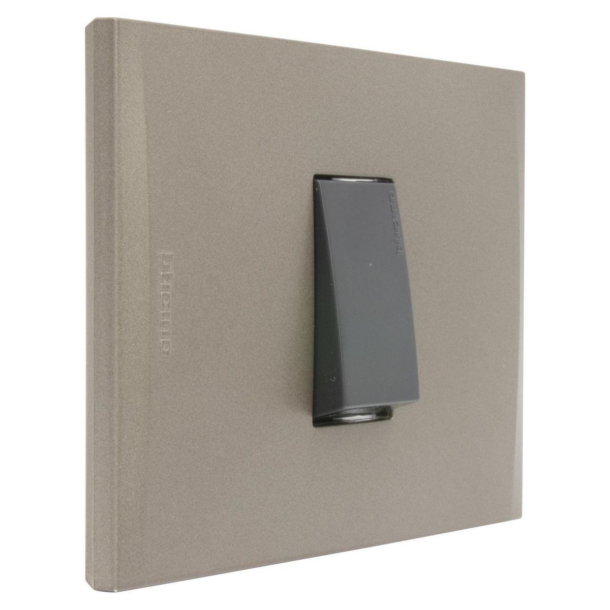 BTICINO - Interruptor (9/24) 10ax 3vias ant pl1p terra nóbile