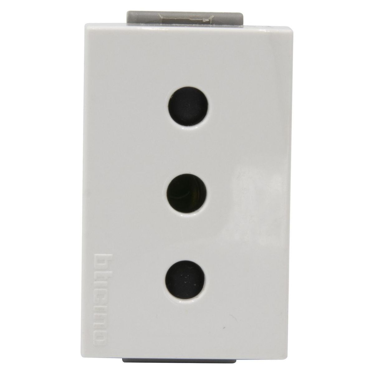 BTICINO - Tomacorriente 2P + T 10A blanco