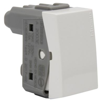 Interruptor (9/24) 10ax 3vias blanco nbile
