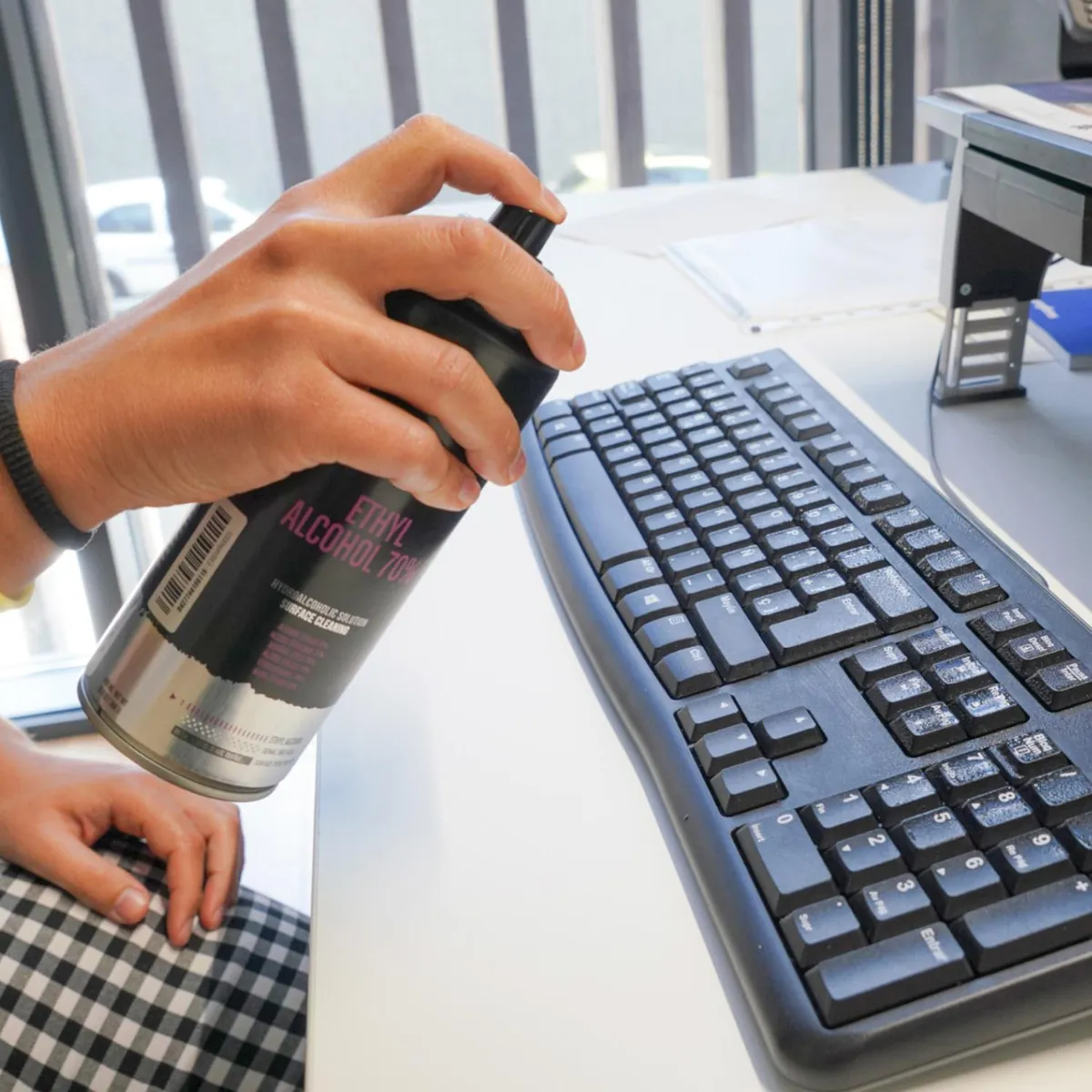 MONTANA COLORS - Alcohol Etílico 70% Spray 0.4 l Brillante transparente