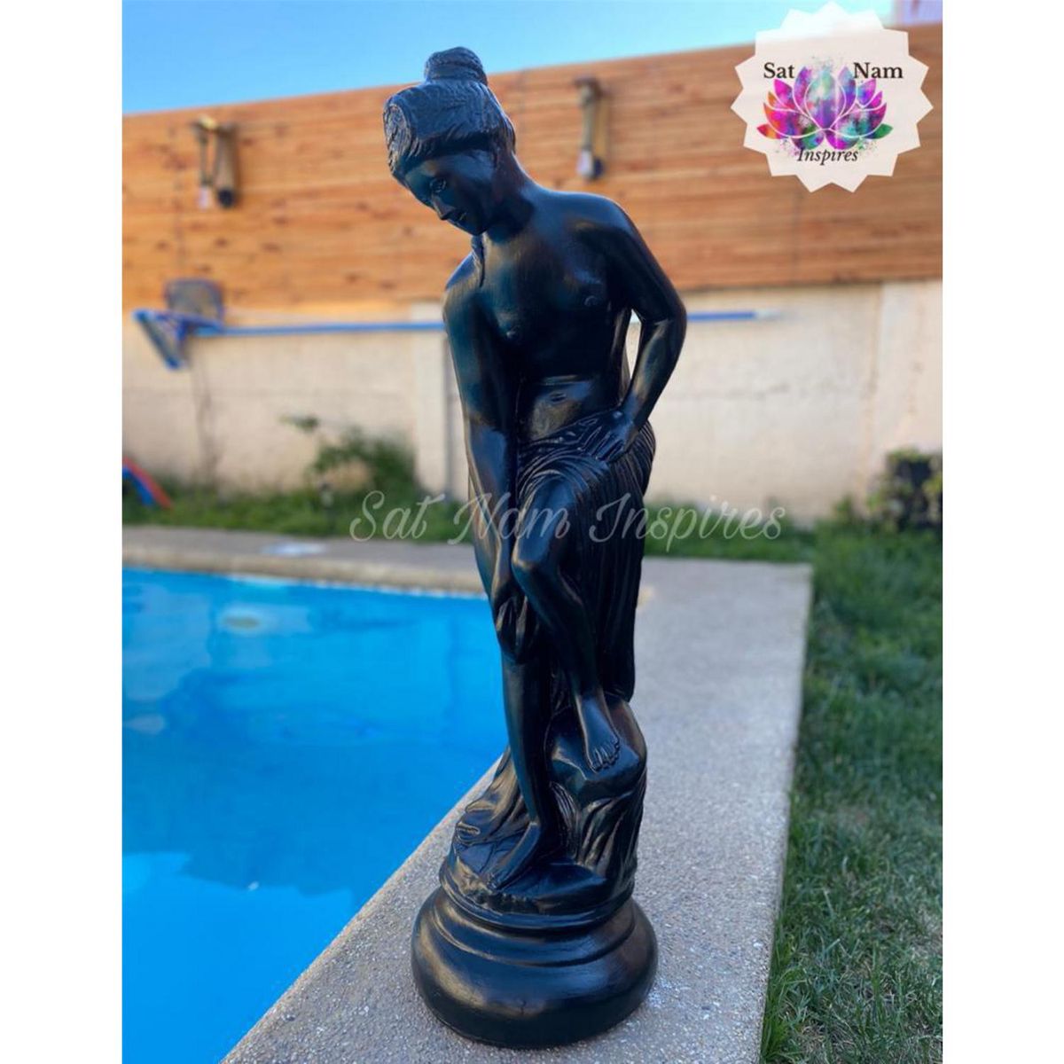 SAT NAM INSPIRES - Venus en toalla 86x22x22 cm