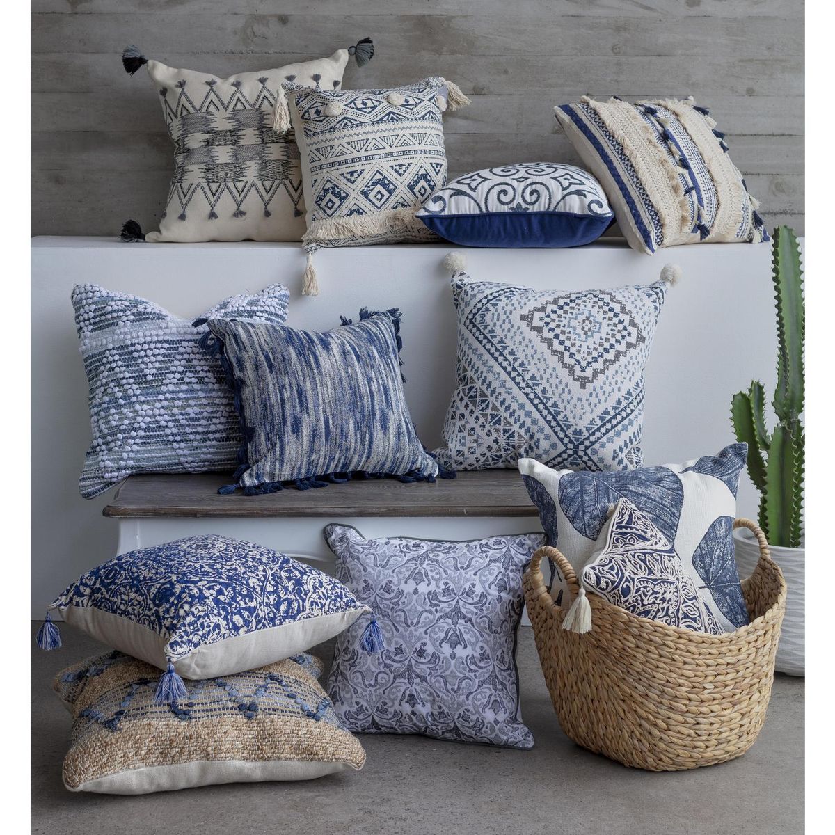 PALERMO - Cojín flores ribete 50x50 cm