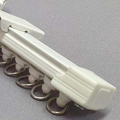 Imagen 2 del producto Riel blanco sin cordón 3 metros