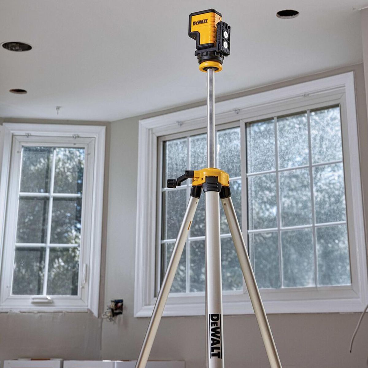 DEWALT - Nivel láser 3 puntos rojo