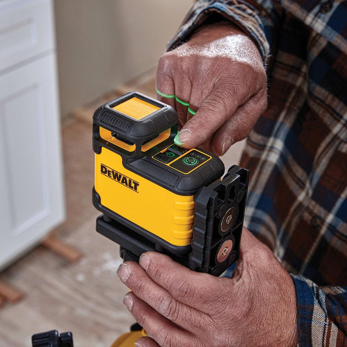DEWALT - Nivel láser líneas cruzadas 360° verde