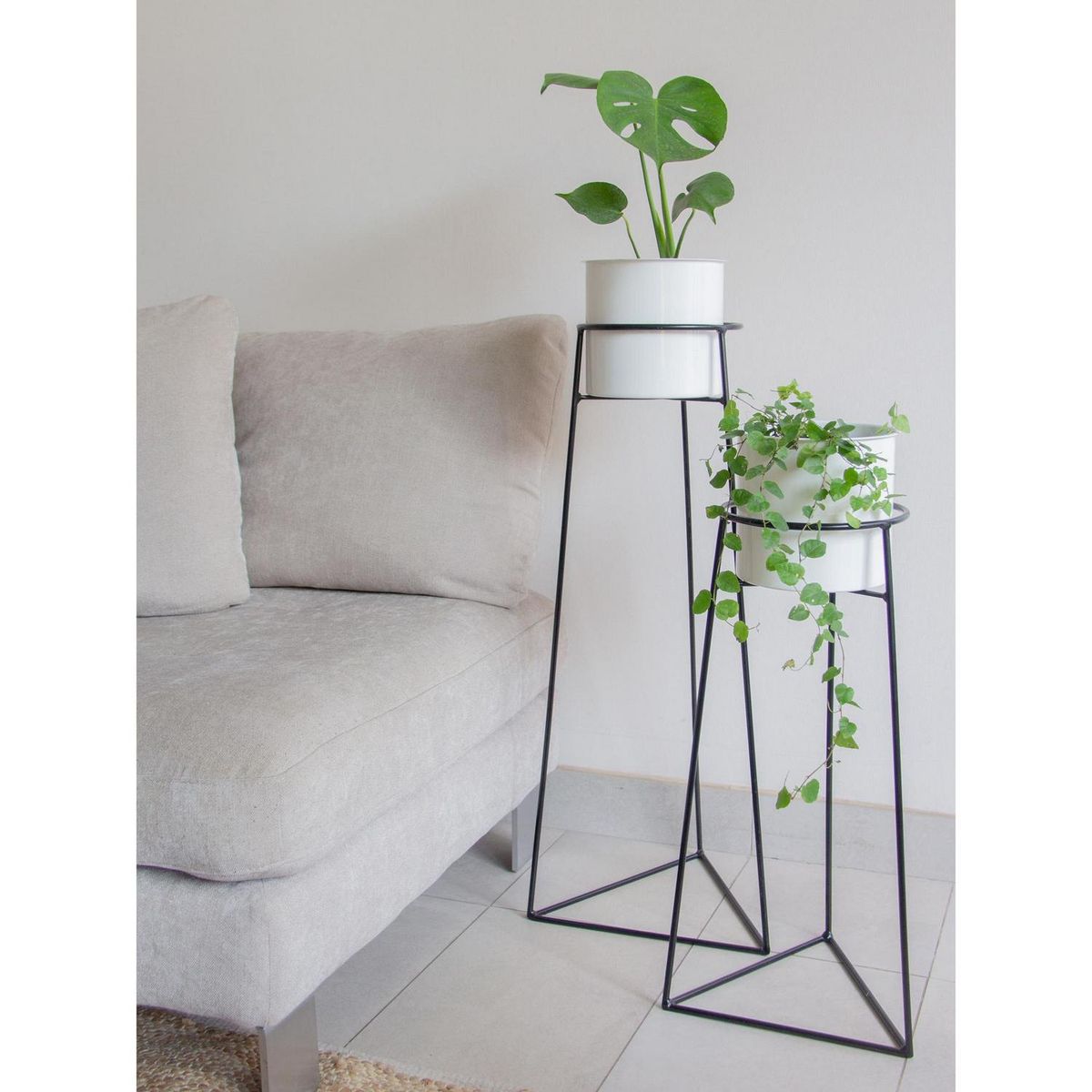 RUBUS - Portamacetos Triangular 60 y 80 cm negro