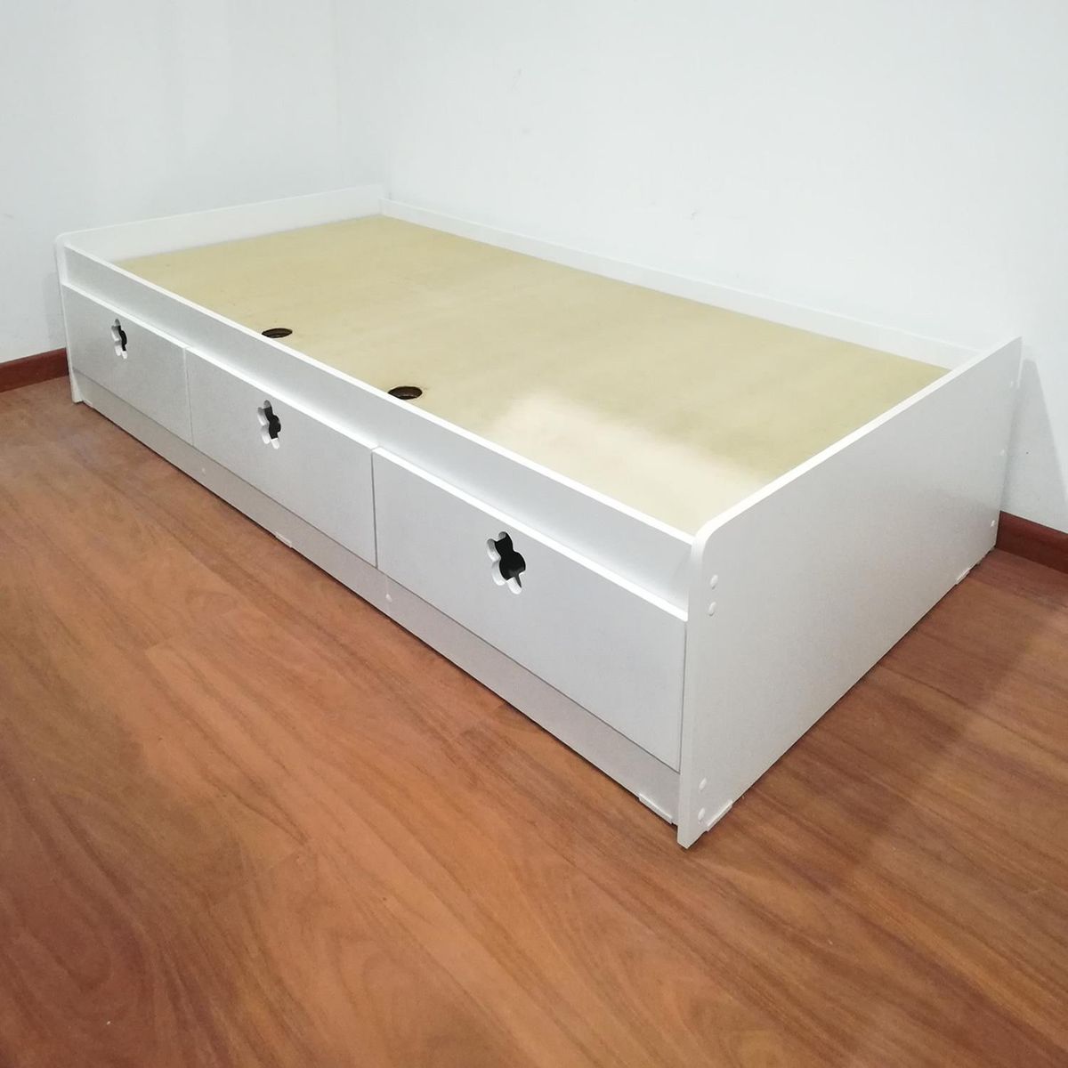 MUEBLES KIDS - Cama 1.5 plazas Infantil Flor Blanco