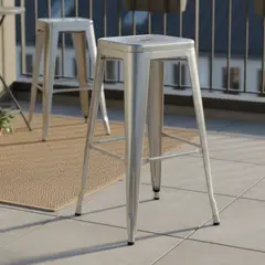 DECO EXPRESS - Piso Tolix Plateado 76x46x46 cm