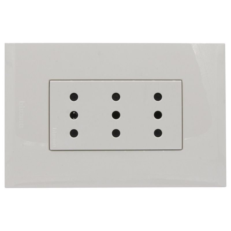 BTICINO - Toma triplex 10A blanca armada Nobile