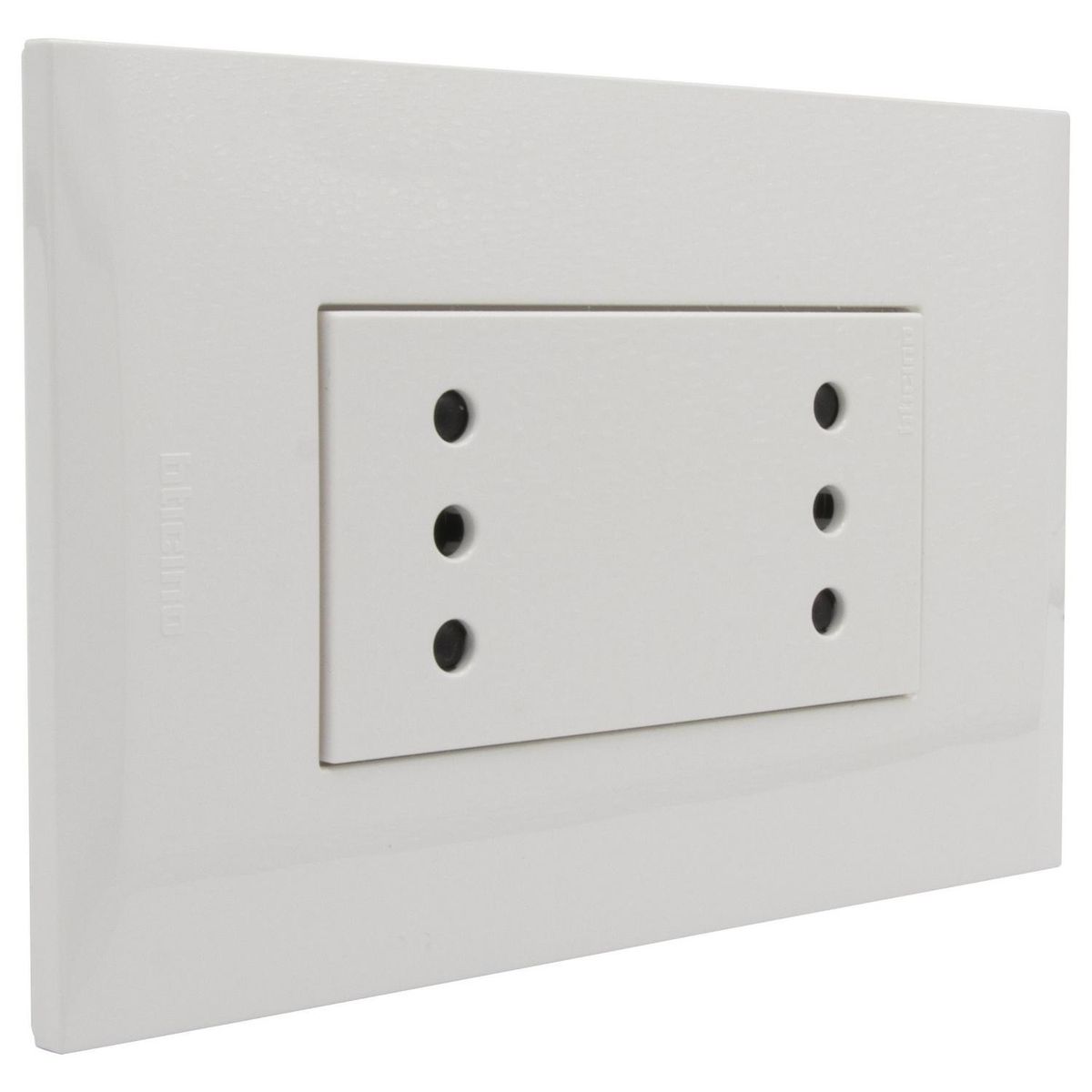 BTICINO - Toma duplex 10A blanca armada Nobile