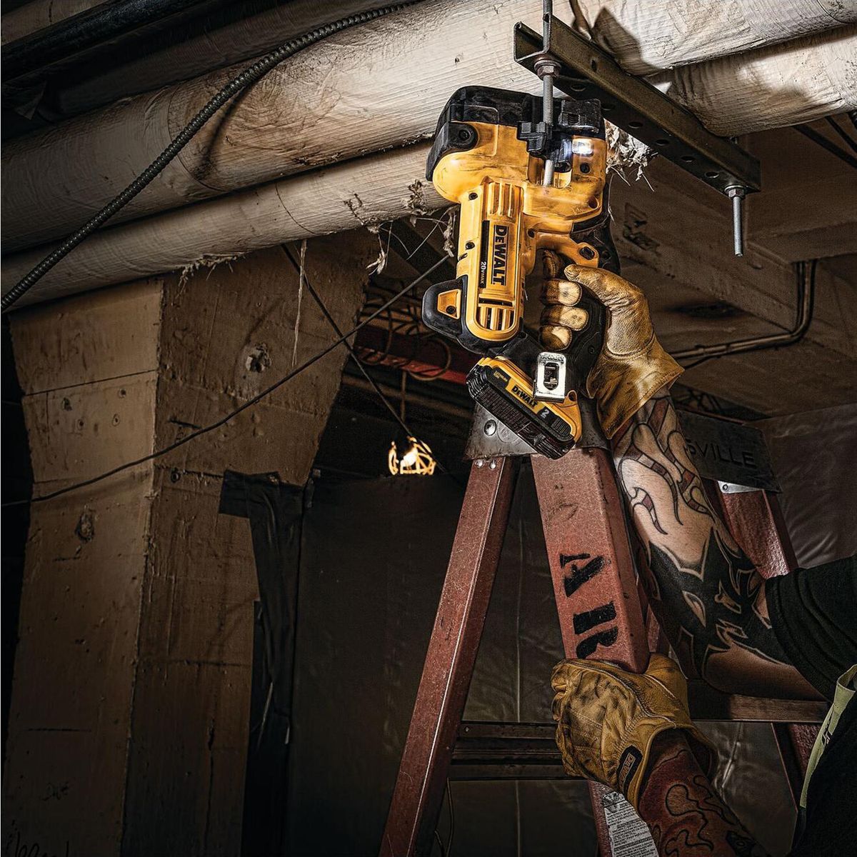 DEWALT - Cortador de varillas inalámbrica 20V MAX sin batería