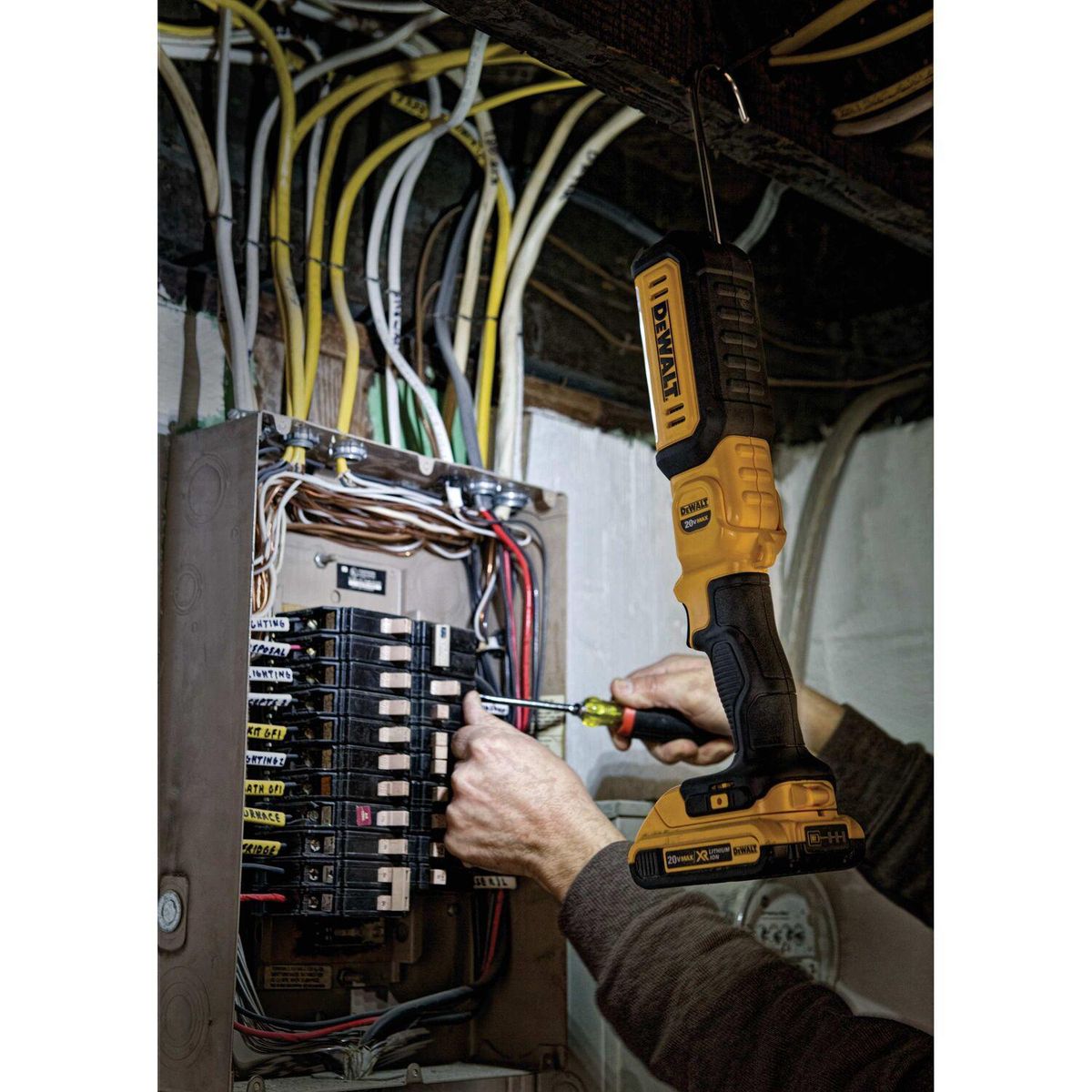 DEWALT - Luz de trabajo inalámbrico 20V sin batería