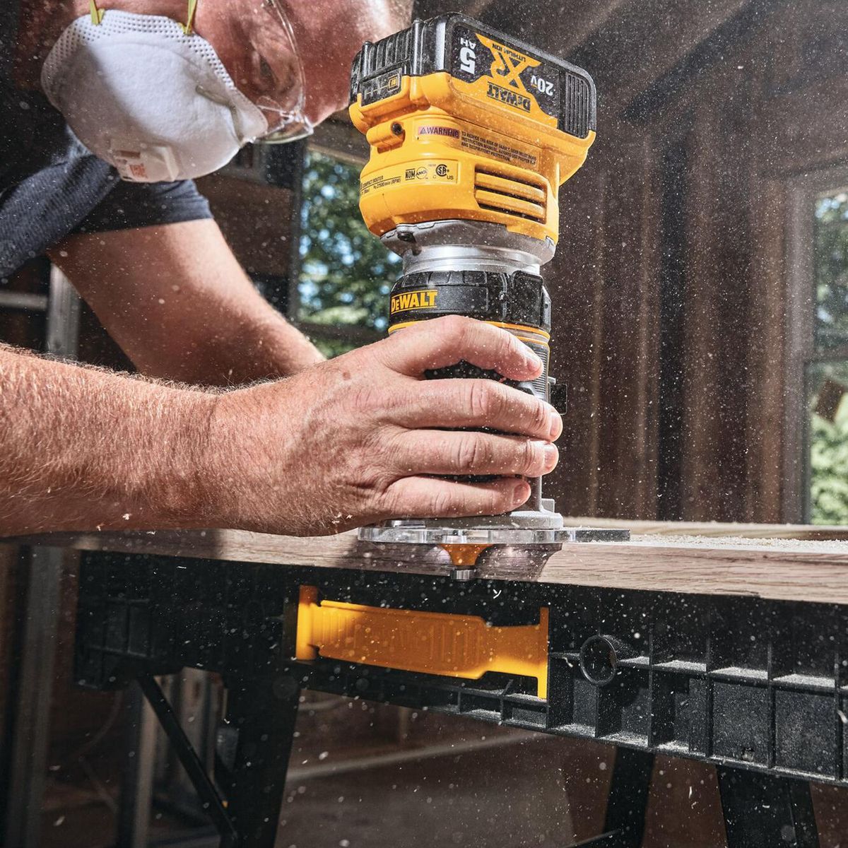 DEWALT - Rebajadora compacta inalámbrica 20V sin batería