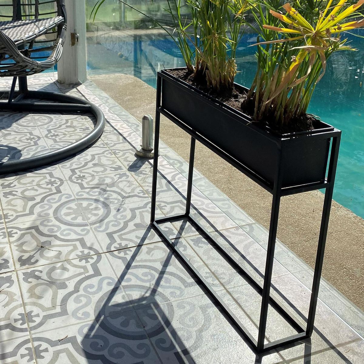 DECOGREEN - Jardinera con Pedestal de Metal 10x46 cm Grafito