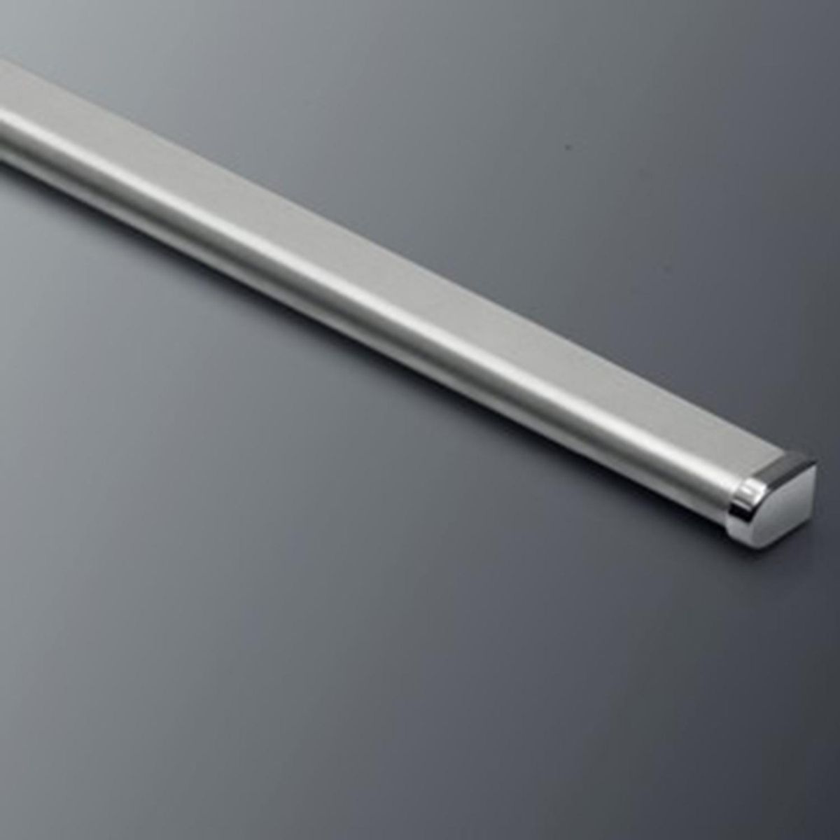 KUTZ - Perfil Horizontal Acero Inoxidable 1.205 Mm B-Line