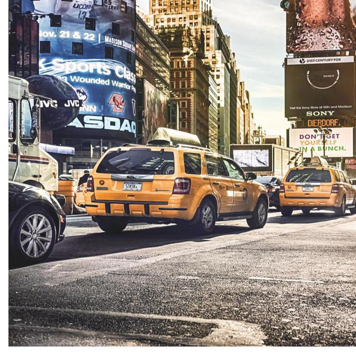 KOMAR - Papel Fotomural Square 9,1 m2