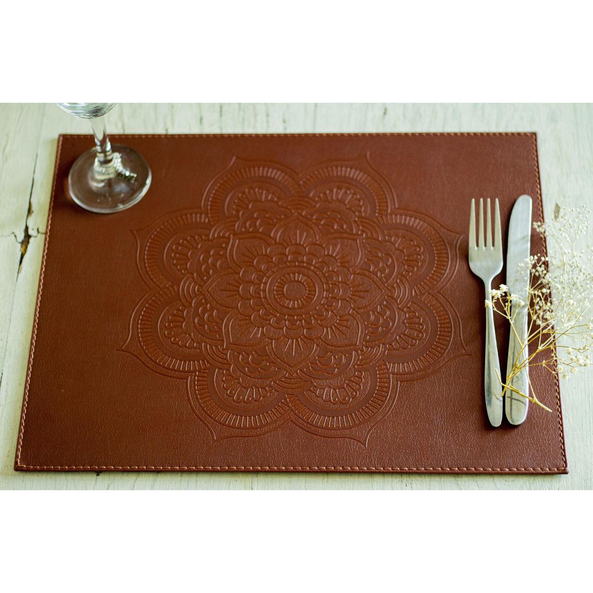 JUST HOME COLLECTION - Individual 32x42 cm ecocuero café