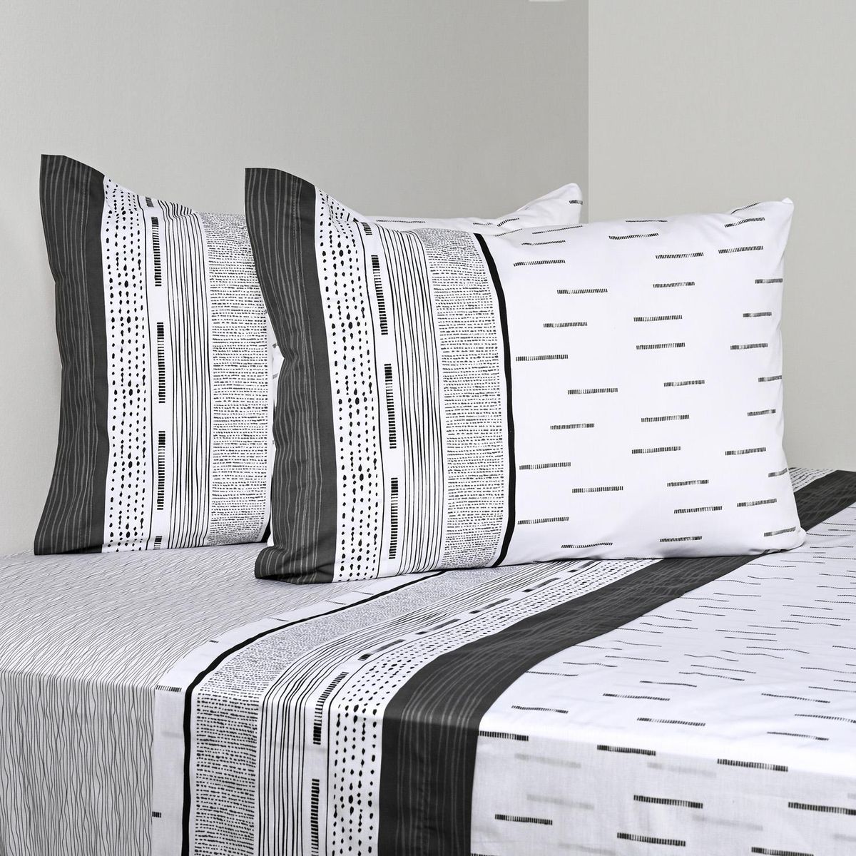 CANNON - Juego de Sábanas Hempton King 200 Hilos Blanco/ Negro